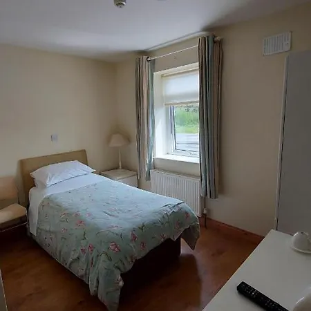 ゲストハウス Clancys Of Glenfarne