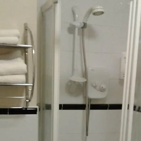 Guest house Clancys Of 3*