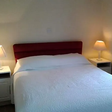 Guest house Clancys Of 3*