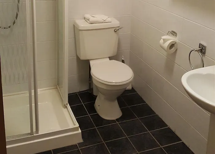 Clancys Of Gasthof Glenfarne